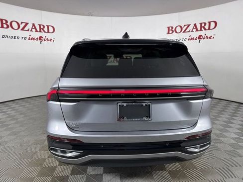 New 2026 Lincoln Nautilus Reserve image 6