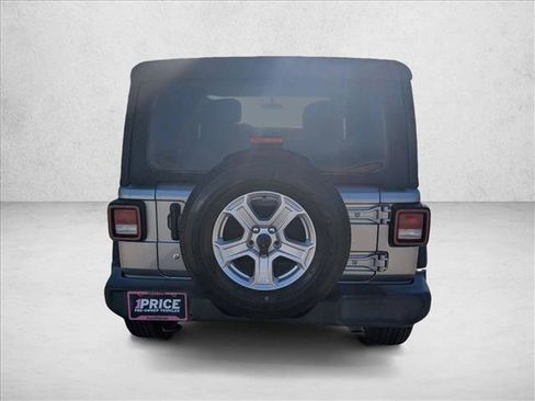 Used 2018 Jeep Wrangler Unlimited Sport S image 6