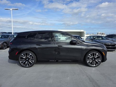 New 2026 BMW iX xDrive45 w/ Executive Package image 3