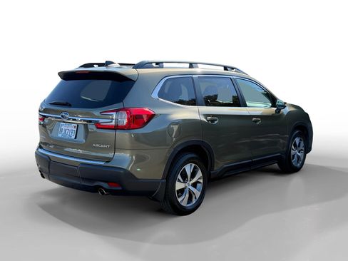 Used 2023 Subaru Ascent Premium w/ Convenience Package AWD/4WD image 5