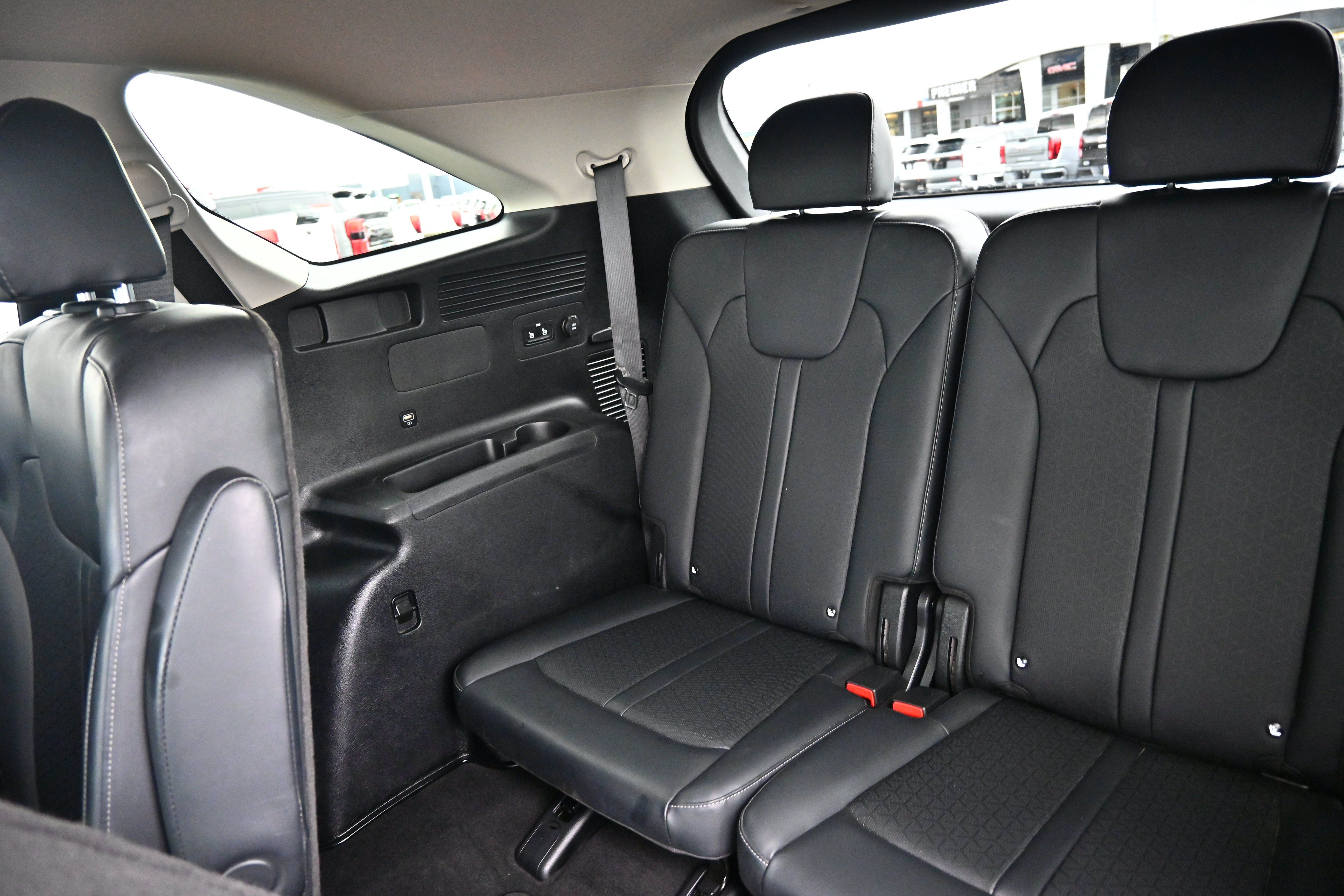 Used 2021 Kia Sorento S FWD image 14