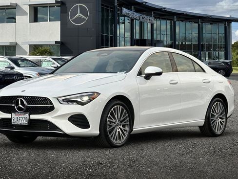 Certified 2025 Mercedes-Benz CLA 250 White image 8