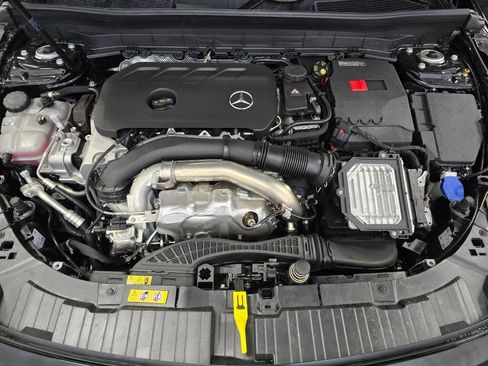 New 2026 Mercedes-Benz GLB 250 4MATIC image 10