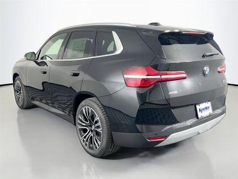 Used 2025 BMW X3 xDrive30 w/ Premium Package AWD/4WD image 4