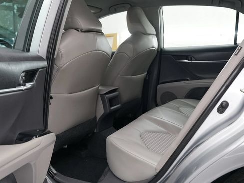 Used 2020 Toyota Camry SE FWD image 26
