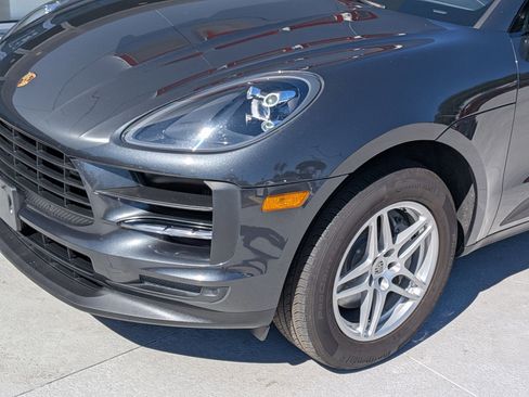Used 2021 Porsche Macan S image 12