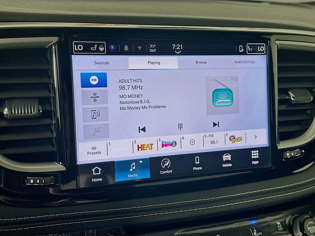 New 2026 Chrysler Pacifica Select FWD image 13