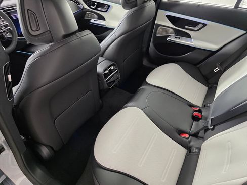 New 2026 Mercedes-Benz E 53 AMG e 4MATIC Wagon image 12