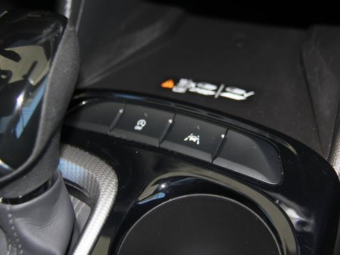 Used 2024 Buick Envista Sport Touring FWD image 18