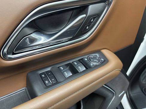 Used 2024 Chevrolet Tahoe High Country w/ Advanced Technology Package image 43