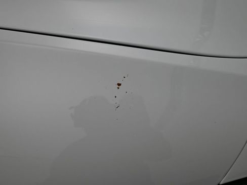 Used 2025 Genesis G70 2.5T image 15