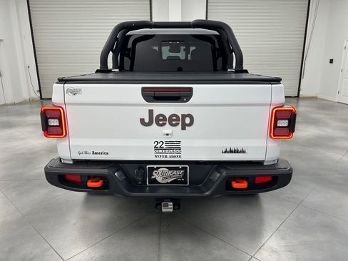 Used 2021 Jeep Gladiator Mojave w/ Dual Top Group AWD/4WD image 6