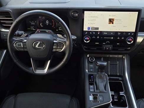 Certified 2024 Lexus GX 550 w/ Accessory Package (Z1) AWD/4WD image 27