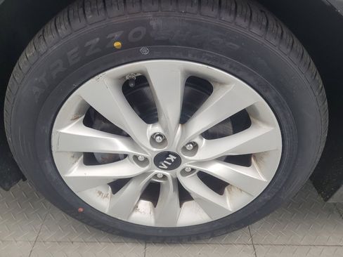 Used 2016 Kia Optima LX w/ Option Group 014 FWD image 31
