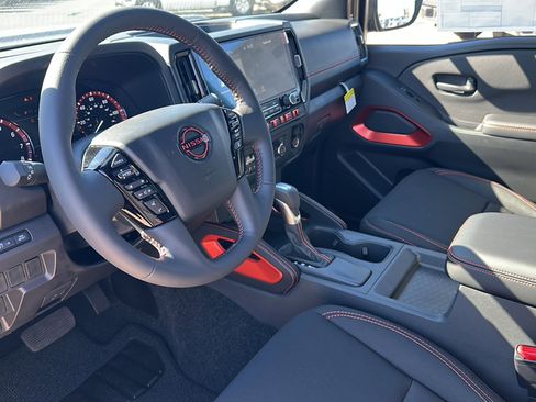 New 2026 Nissan Frontier Pro-X image 9