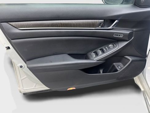 Used 2021 Honda Accord EX-L image 30