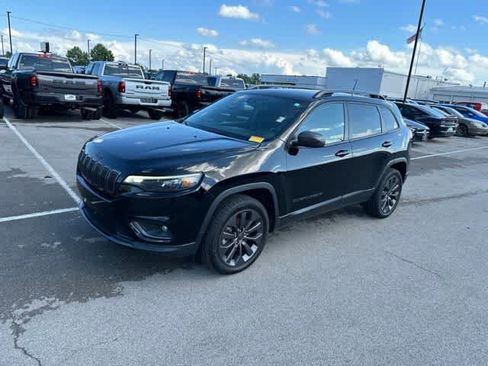 Used 2021 Jeep Cherokee Latitude Lux 80th Anniv w/ Quick Order Package 2YU 80th FWD image 14