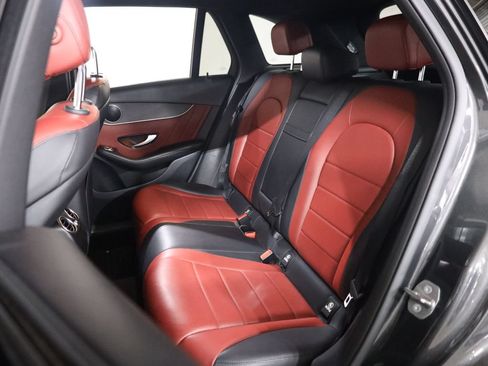 Used 2020 Mercedes-Benz GLC 300 4MATIC image 41