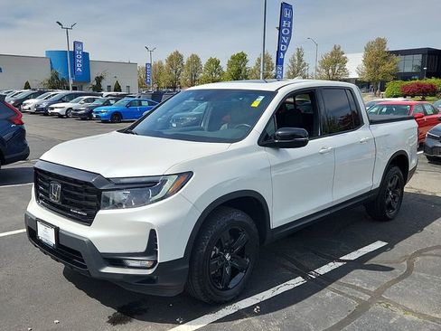 Certified 2023 Honda Ridgeline Black Edition image 3