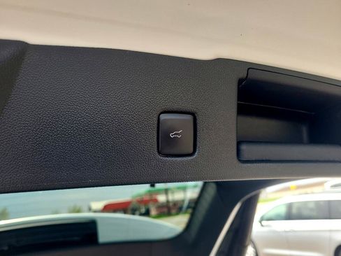 Used 2023 Ford Escape Active image 11