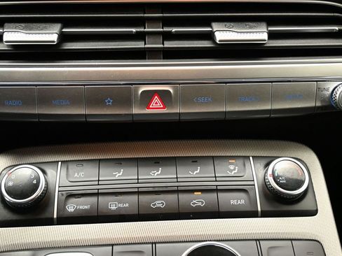 Used 2021 Hyundai Palisade SE image 22