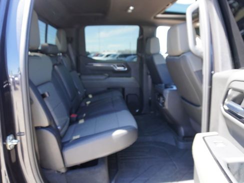 Used 2024 Chevrolet Silverado 1500 ZR2 image 19