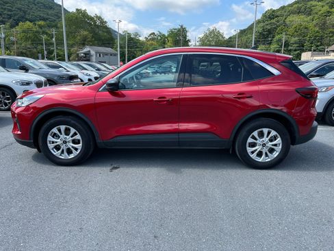 Used 2023 Ford Escape Active AWD/4WD image 8