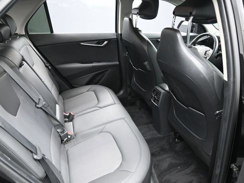 Used 2023 Kia Niro EX FWD image 30