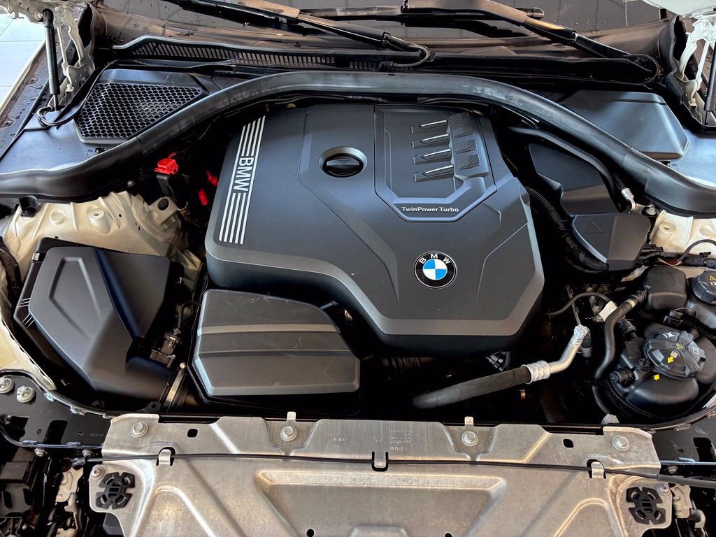 Used 2023 BMW 230i Coupe w/ Convenience Package RWD image 40