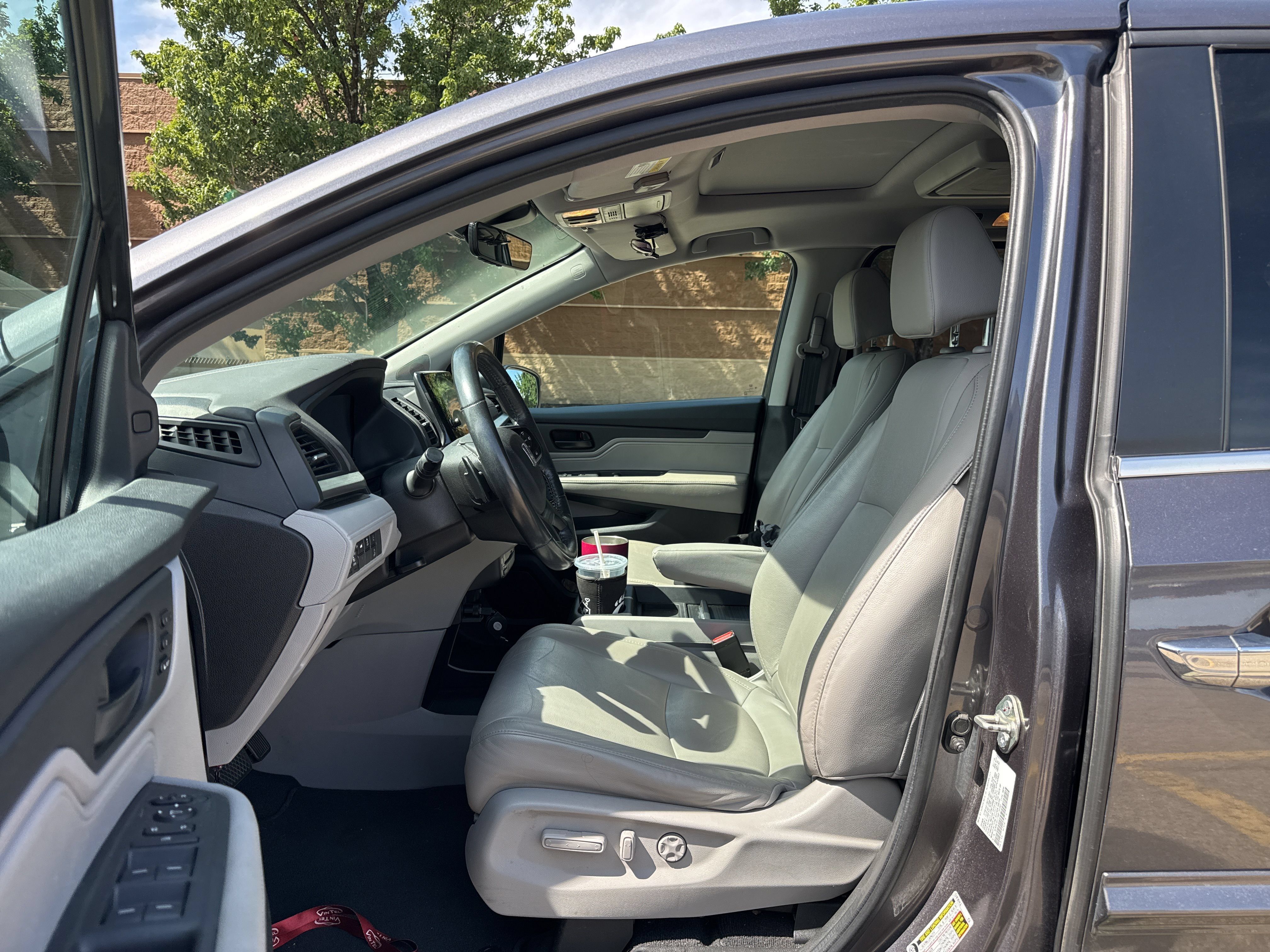 Used 2019 Honda Odyssey EX-L image 8