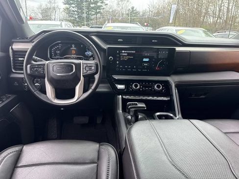 Used 2024 GMC Sierra 1500 Denali w/ Denali Reserve Package AWD/4WD image 15