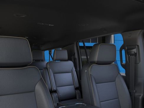 New 2026 Chevrolet Suburban Premier image 24