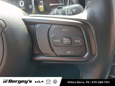 Used 2023 Jeep Wrangler Unlimited w/ Cold Weather Group AWD/4WD image 24
