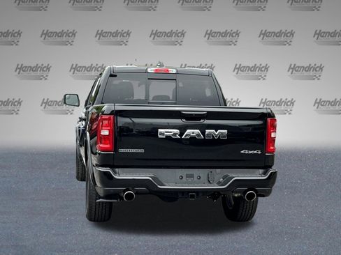Used 2025 RAM 1500 Big Horn AWD/4WD image 8
