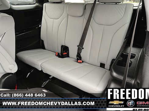 Used 2025 Hyundai Palisade SEL AWD/4WD image 11