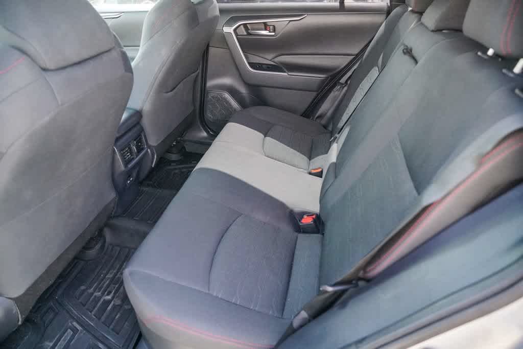 Used 2023 Toyota RAV4 SE w/ Weather & Moonroof Package AWD/4WD image 17