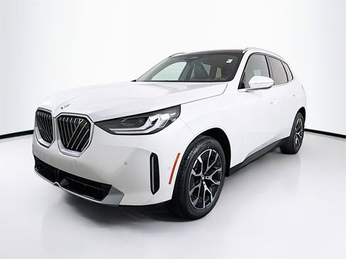 New 2026 BMW X3 xDrive30 w/ Premium Package image 3