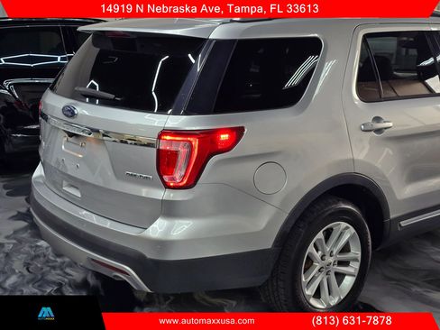 Used 2016 Ford Explorer XLT w/ Equipment Group 202A FWD image 12