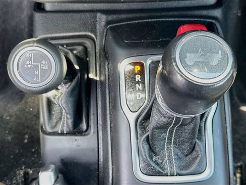 Certified 2023 Jeep Wrangler Unlimited Sahara w/ Cold Weather Group AWD/4WD image 18