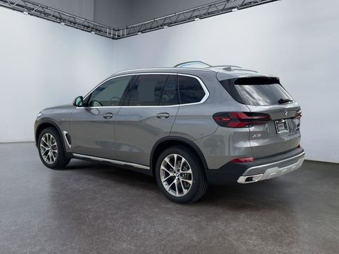 New 2026 BMW X5 xDrive40i image 5