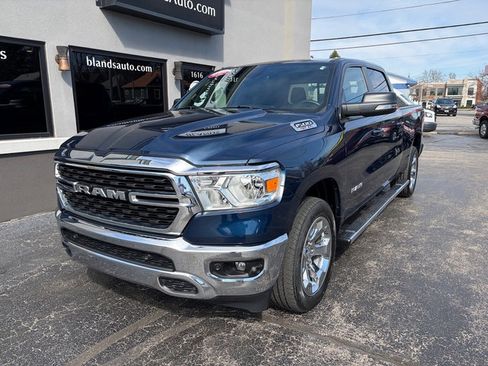 Used 2022 RAM 1500 Big Horn AWD/4WD image 2