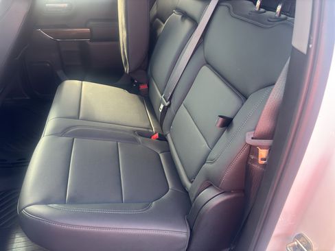 Used 2020 Chevrolet Silverado 1500 RST image 22