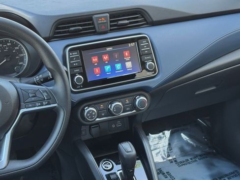 Used 2025 Nissan Versa SV image 20