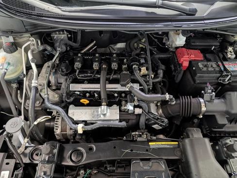 Used 2025 Nissan Versa SV FWD image 28