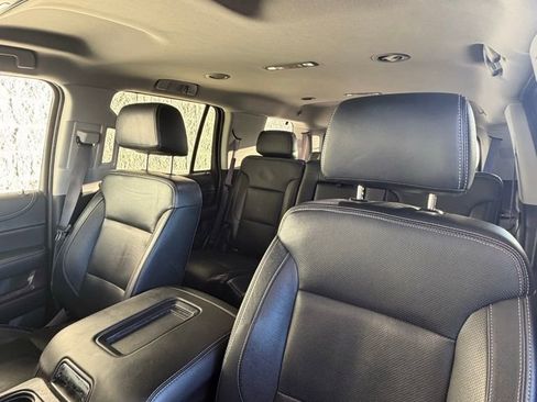 Used 2017 GMC Yukon SLE w/ Convenience Package image 2