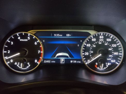 Used 2024 Nissan Sentra SV FWD image 23