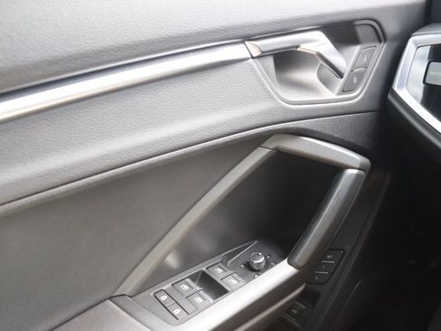 Used 2023 Audi Q3 2.0T Premium Plus w/ Premium Plus Package image 24