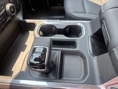 Used 2024 Chevrolet Silverado 1500 LTZ w/ Z71 Off-Road Package AWD/4WD image 19
