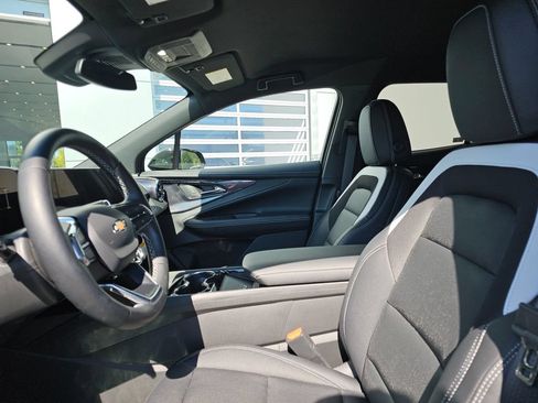 New 2026 Chevrolet Blazer EV LT AWD/4WD image 24