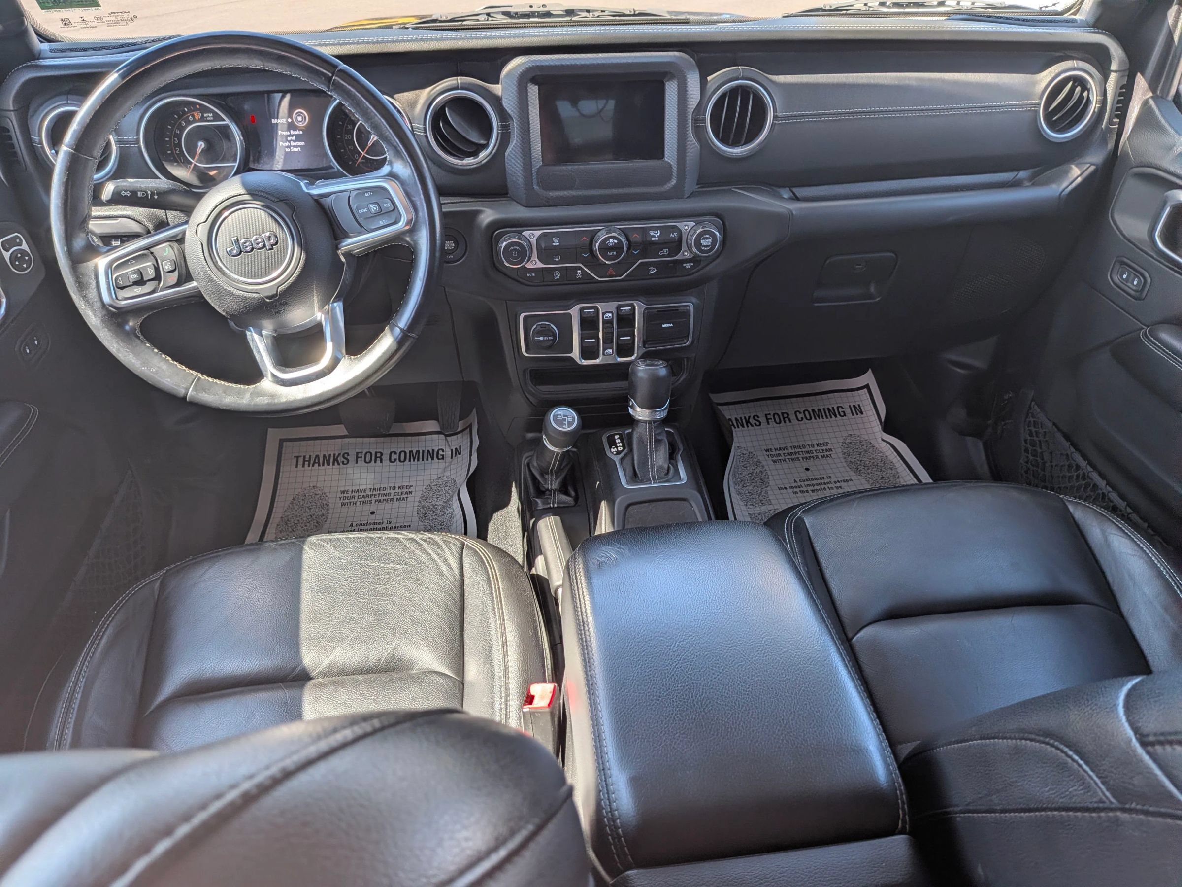 Used 2018 Jeep Wrangler Unlimited Sahara AWD/4WD image 30